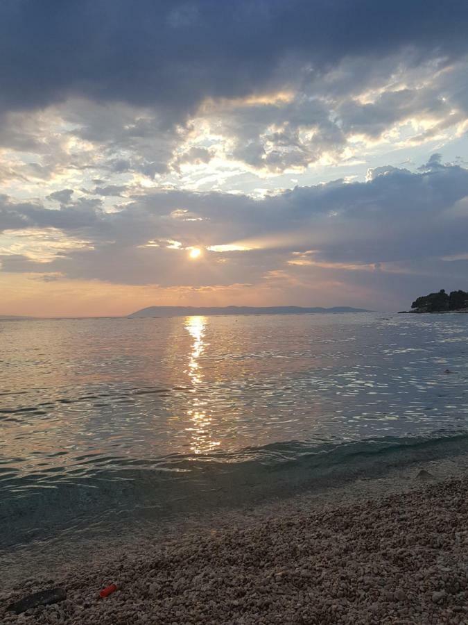 Harbour-Side Apartment With Beautiful Terrace Podgora Bagian luar foto